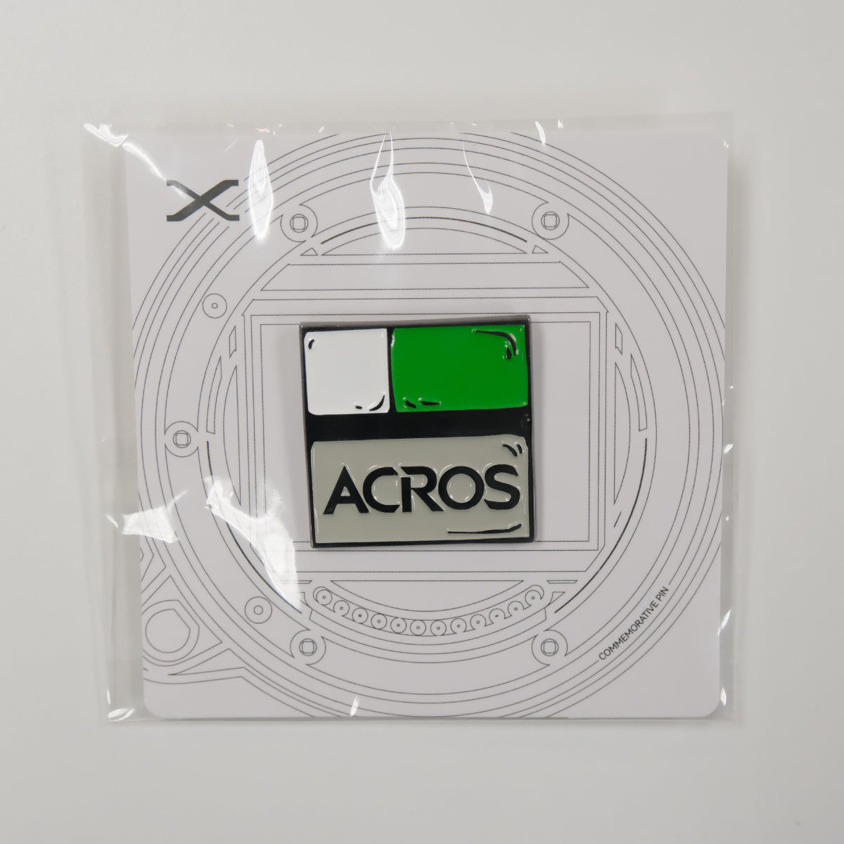 Film simulation brooch